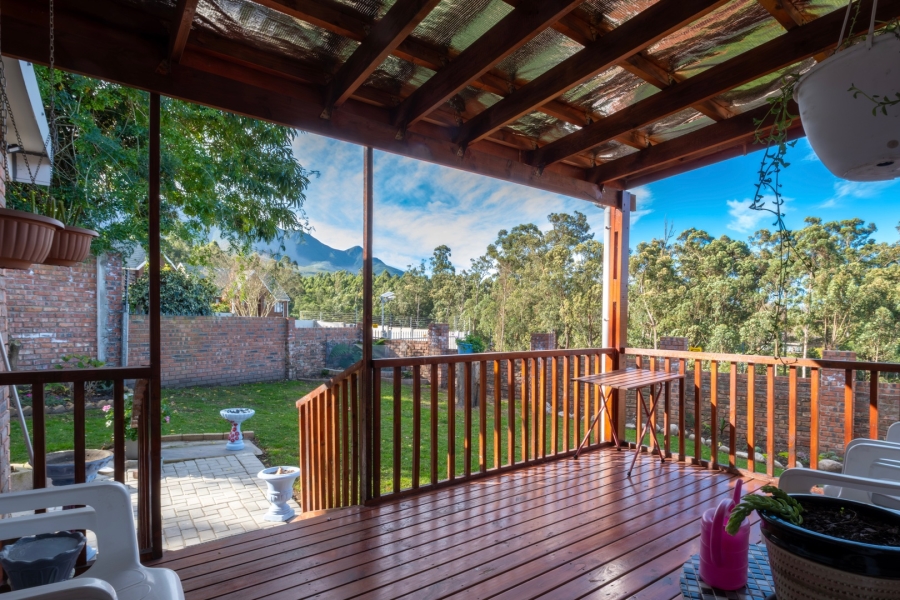 3 Bedroom Property for Sale in Heatherlands Western Cape